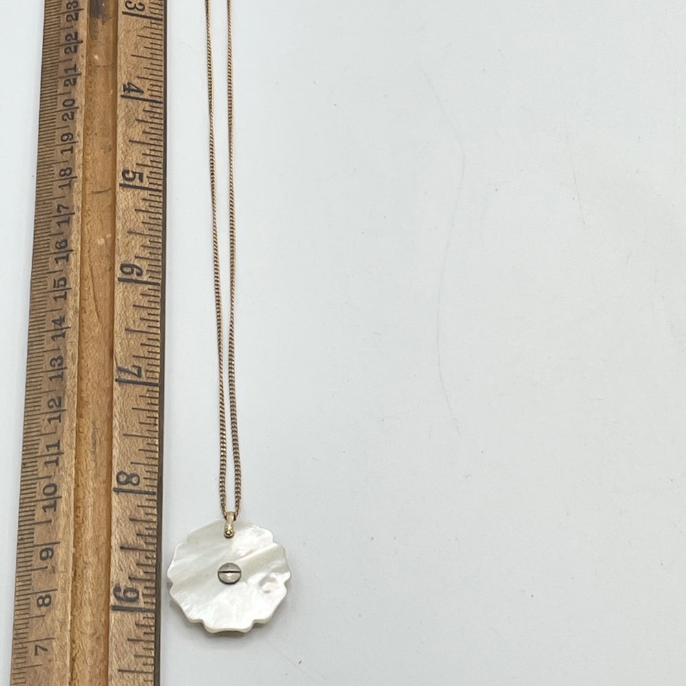 Antique mother of pearl abalone Shell pendant necklace - Picture 3 of 7